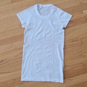 Lululemon swiftly short sleeve